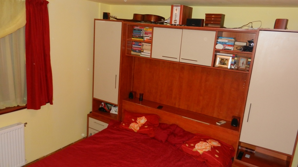 vanzare apartament 2 camere, Drumul Taberei-Bucla, Parc Moghioros, cf 1, etaj 10/10, renovat recent, mobilat si utilat modern,     pret 52.000 EUR