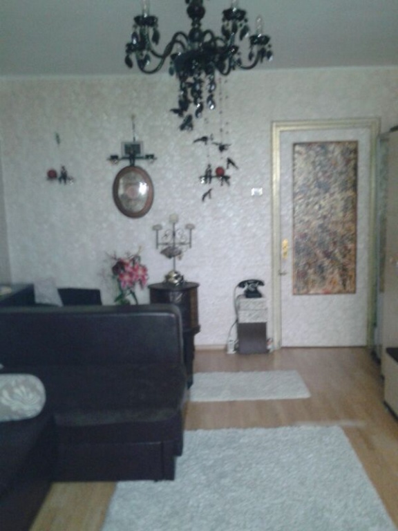 vanzare apartament 2 camere, Valea Calugareasca, Lovinescu, cf 1, etaj 10/10, cu imbunatatiri, 2 lifturi,      pret 47.000 EUR