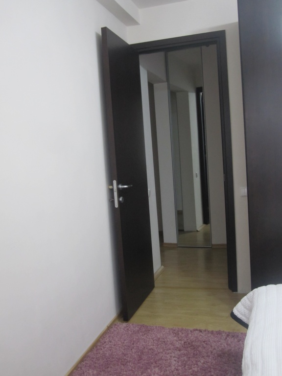 vanzare apartament 2 camere, Compozitorilor, Ghencea, cf 1, decomandat, etaj 8/8, renovat nou,       pret 50.000 EUR
