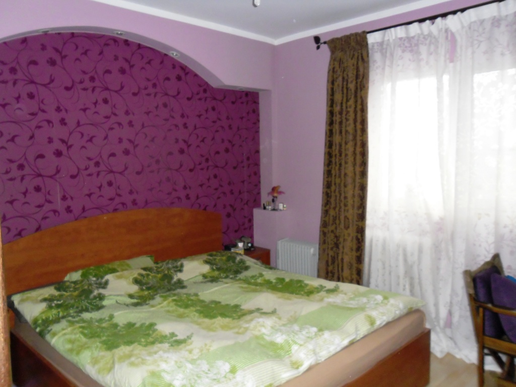 vanzare apartament 2 camere, Ghencea, cf 1, etaj 9/10, renovat,      pret 54.000 EUR