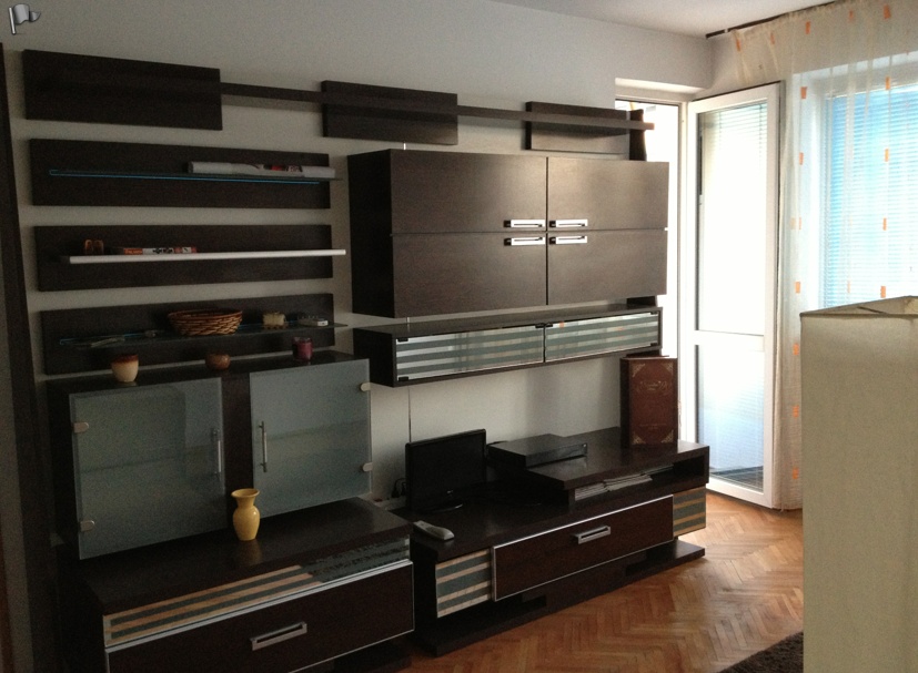 vanzare apartament 2 camere, Timisoara, Romancierilor, cf 1, etaj 4/8, cu imbunatatiri,      pret 53.000 EUR