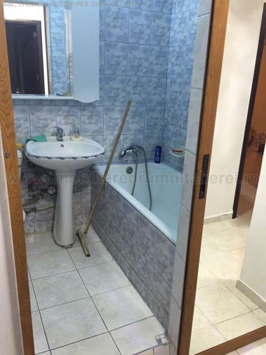 vanzare apartament 3 camere, Timisoara, Frigocom, cf 1, decomandat, etaj 4/4, cu imbunatatiri,        pret 55.000 EUR