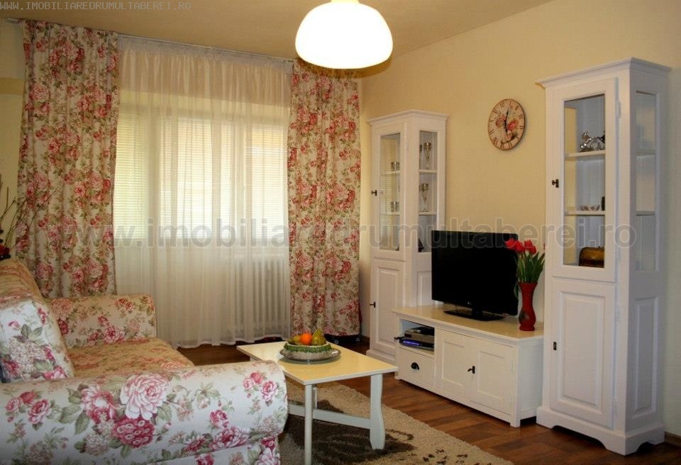 vanzare apartament 3 camere, Compozitorilor, cf 1, etaj 8/10, 2 gr.sanitare,      pret 67.000 EUR 