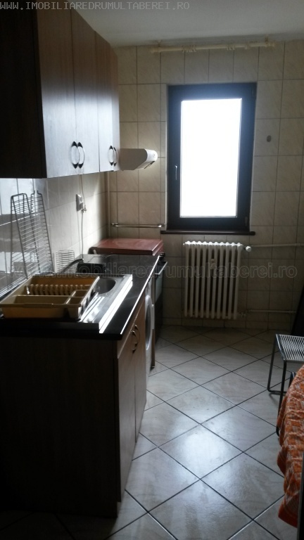vanzare apartament 2 camere, Favorit, cf 1, etaj 9/10, cu imbunatatiri,       pret 55.000 EUR