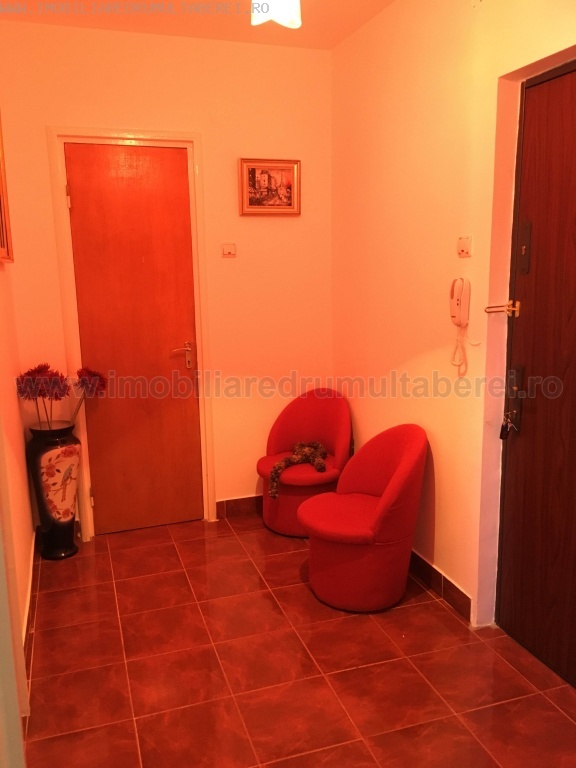 vanzare apartament 2 camere, Favorit, cf 1, etaj 9/10, cu imbunatatiri,       pret 53.500 EUR