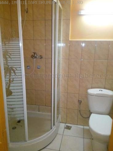 vanzare apartament 2 camere, Raul Doamnei, Valea Argesului, cf 1, decomandat, etaj 4/4, liber,       pret 45.900 EUR