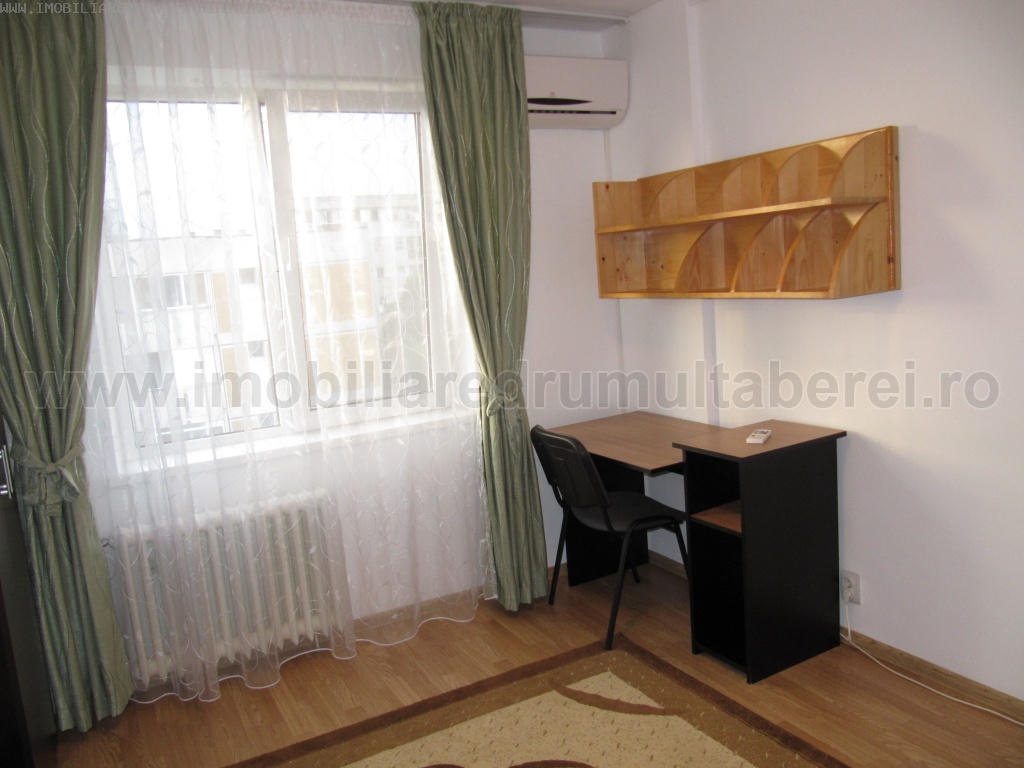 vanzare apartament 2 camere, 1 Mai, Ghencea, cf 1, decomandat, etaj 8/8, cu imbunatatiri, bloc 1982,      pret 55.000 EUR