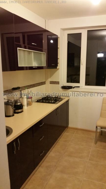 vanzare apartament 3 camere, Bucla, cf 1, etaj 2/10, renovat,         pret 66.000 EUR