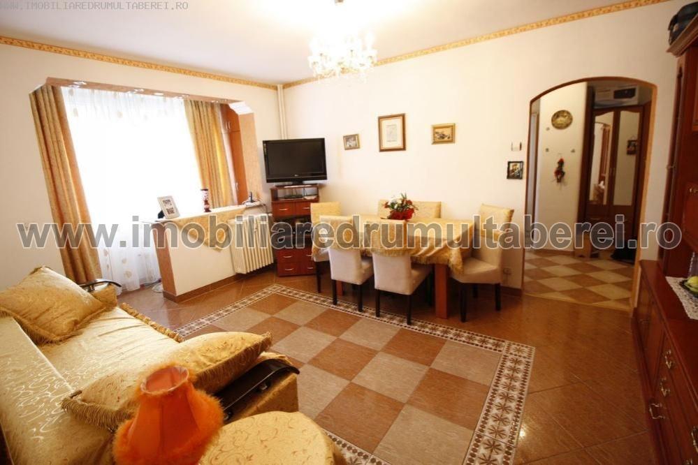 vanzare apartament 3 camere, Lovinescu, Raul Doamnei, cf 1, etaj 6/10, renovat,        pret 73.000 EUR