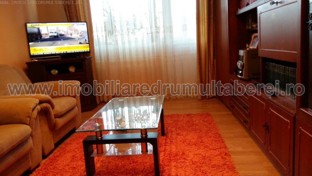 vanzare apartament 3 camere, Bucla, cf 1, decomandat, etaj 4/10, bloc 1977,       pret 72.000 EUR