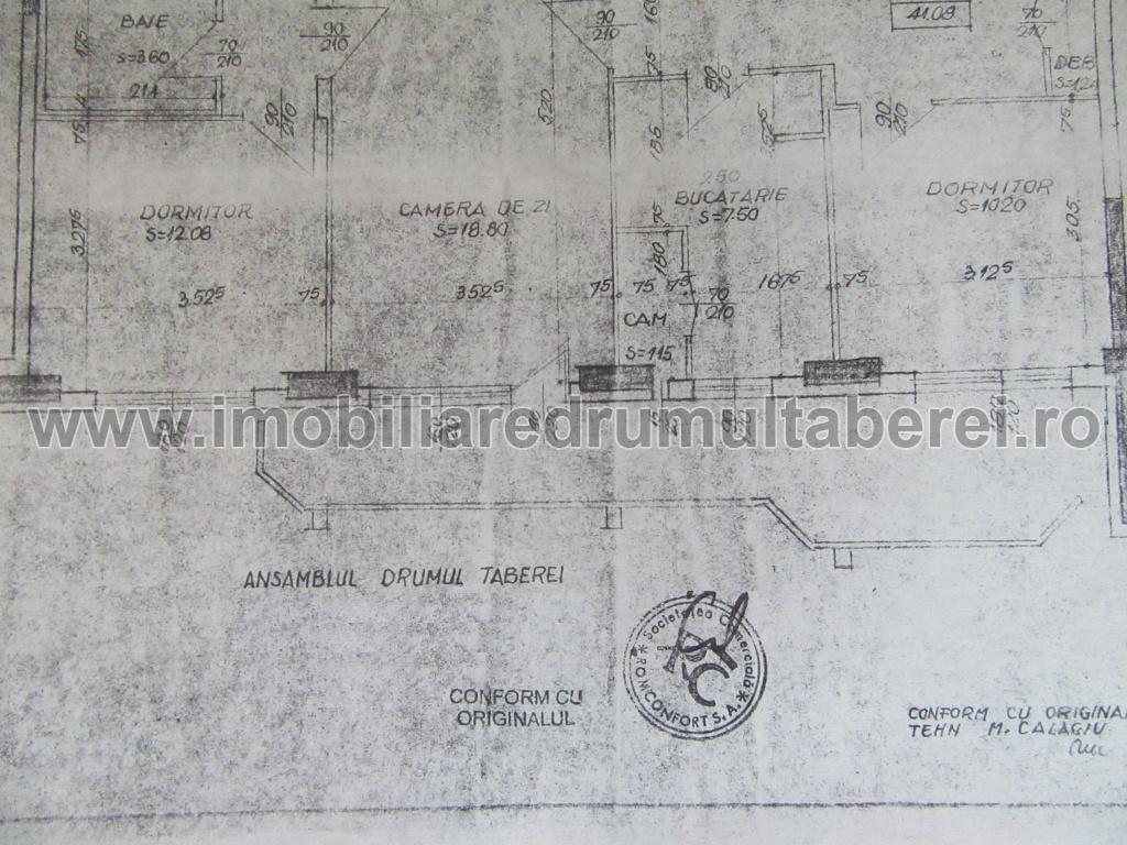 vanzare apartament 3 camere, Plaza, cf 1, etaj 10/10, semidecomandat, bloc 1978,      pret 58.000 EUR