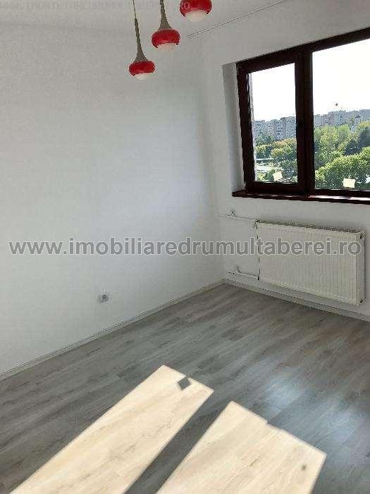 vanzare apartament 3 camere, Parc Moghioros, cf 1, etaj 10/10, renovat recent,       pret 63.000 EUR