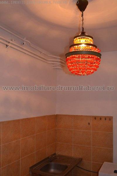vanzare apartament 3 camere, Timisoara, Frigocom, cf 1, decomandat, etaj 10/10, liber,         pret 50.000 EUR