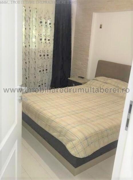 vanzare apartament 3 camere, B-dul Timisoara, cf 1, decomandat, etaj 1/10, renovat, bloc reabilitat,        pret 78.000 EUR