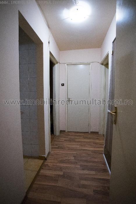 vanzare apartament 3 camere, Compozitorilor, cf 1, etaj 8/9, semidecomandat,        pret 66.000 EUR