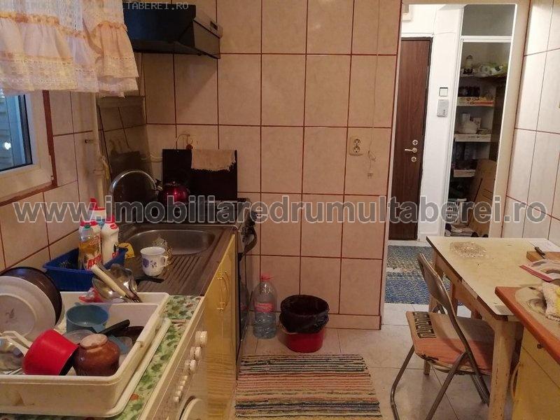 vanzare apartament 2 camere, Plaza, cf 1, decomandat, parter/4, liber,        pret 55.000 EUR
