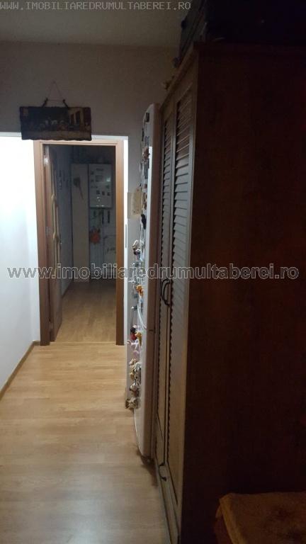 vanzare apartament 3 camere, Favorit, 34, cf 1, etaj 1/10, circular, cu imbunatatiri,       pret 78.000 EUR