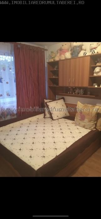 vanzare apartament 2 camere, Favorit, cf 1, etaj 4/8, semidecomandat, mobilat,        pret 60.000 EUR