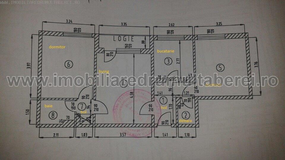 vanzare apartament 3 camere, Parc Moghioros, cf 1, etaj 6/10, semidecomandat, liber,          pret 62.000 EUR
