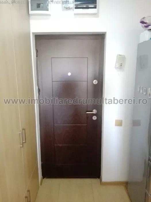 vanzare apartament 2 camere, Parc Moghioros, cf 1, etaj 9/10, circular, renovat, mobilat,       pret 65.000 EUR