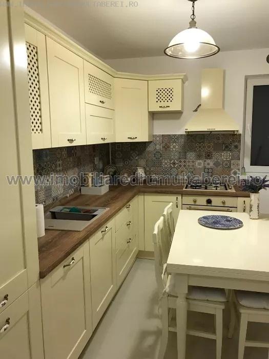 vanzare apartament 2 camere, Plaza, cf 1, etaj 10/10, circular, renovat nou,           pret 60.000 EUR