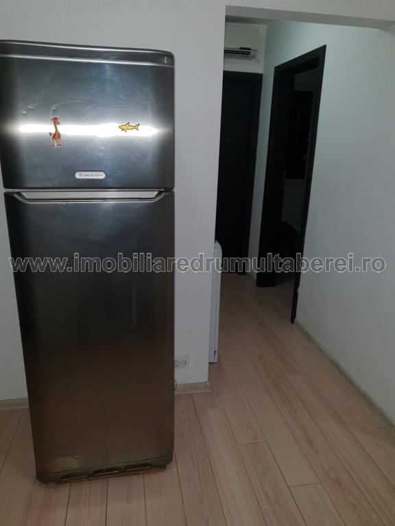 vanzare apartament 3 camere, Tricodava, Valea Calugareasca, cf 1, decomandat, parter/4, liber,          pret 67.000 EUR