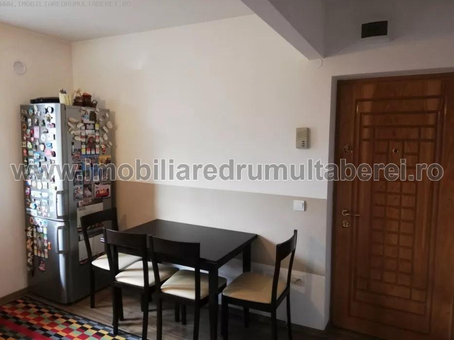 vanzare apartament 3 camere, Orizont, AFI, cf 1, etaj 4/4, semidecomandat, renovat, mobilat,        74.000 EUR