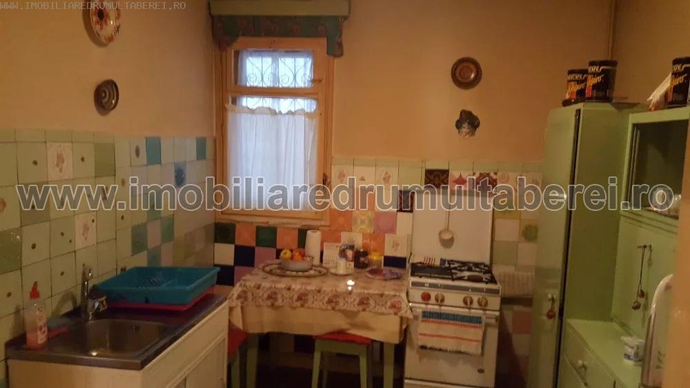vanzare apartament 2 camere, Favorit, Sibiu, cf 1, parter/10, circular,         pret 60.000 EUR