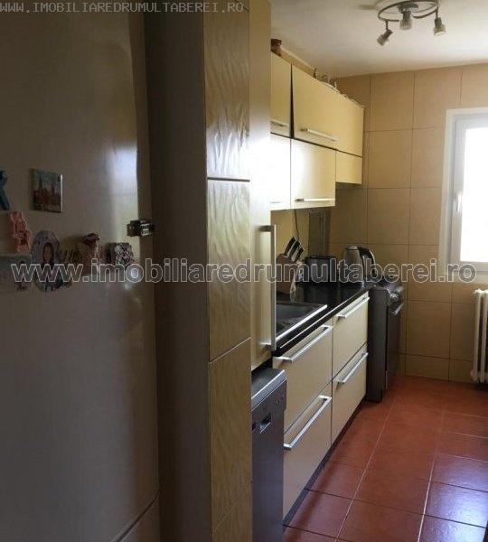 vanzare apartament 3 camere, Timisoara, Sibiu, cf 1, decomandat, etaj 7/10, renovat, bloc 1978,       pret 95.000 EUR