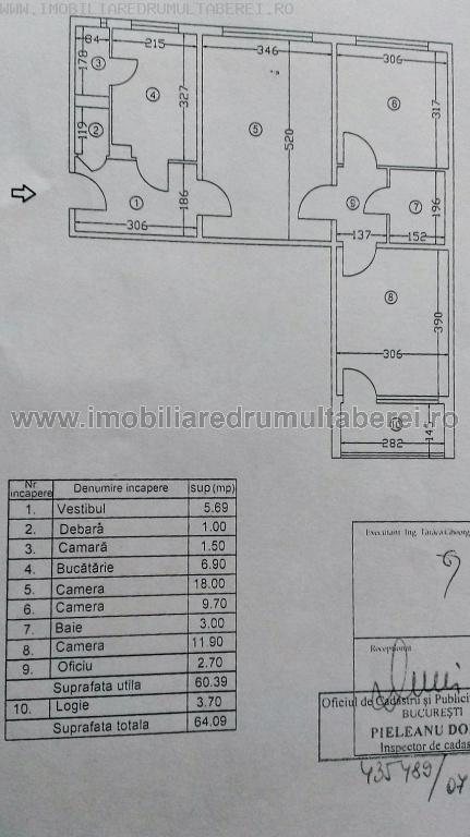 vanzare apartament 3 camere, Raul Doamnei, cf 1, etaj 4/4, semidecomandat, liber,       pret 63.000 EUR