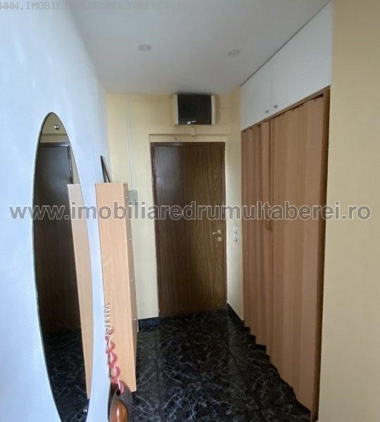 vanzare apartament 3 camere, Valea Ialomitei, cf 1, decomandat, etaj 9/10, cu imbunatatiri,        pret 69.000 EUR