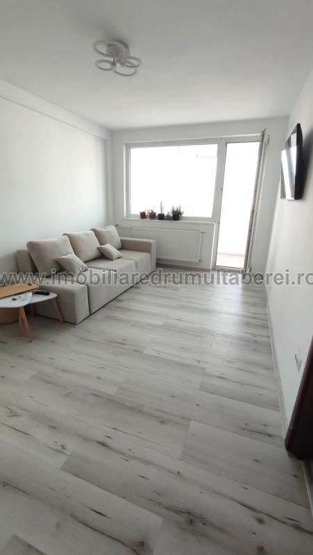 vanzare apartament 2 camere, Parc Drumul Taberei, Metrou, cf 1, etaj 10/10, circular, renovat, bloc reabilitat,          pret 93.000 EUR