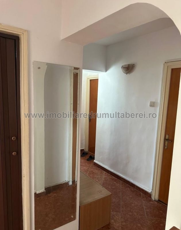 vanzare apartament 3 camere, Timisoara, Romancierilor, cf 1, decomandat, etaj 10/10, bloc reabilitat,        pret 95.000 EUR