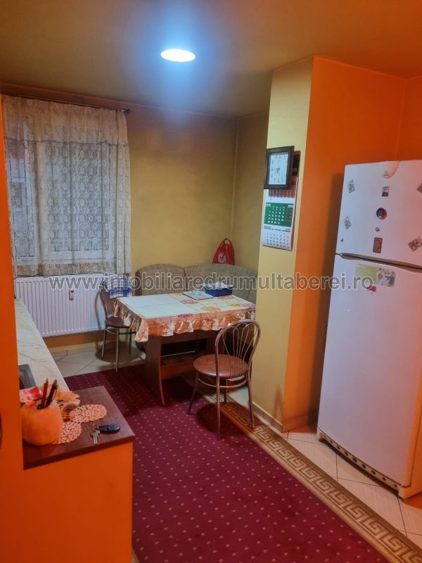 vanzare apartament 2 camere, Prelungirea Ghencea, Metrou Raul Doamnei, cf 1, decomandat, parter/4, bloc reabilitat,          pret 92.500 EUR