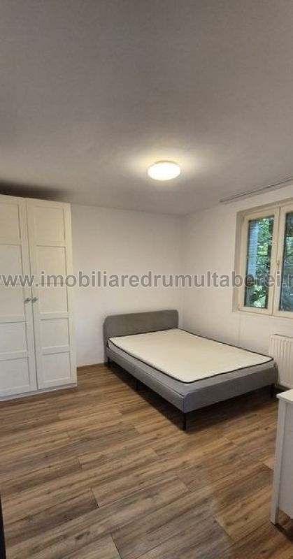 vanzare apartament 2 camere, Parc Drumul Taberei, cf 1, etaj 1/10, circular, bloc reabilitat,         pret 93.500 EUR