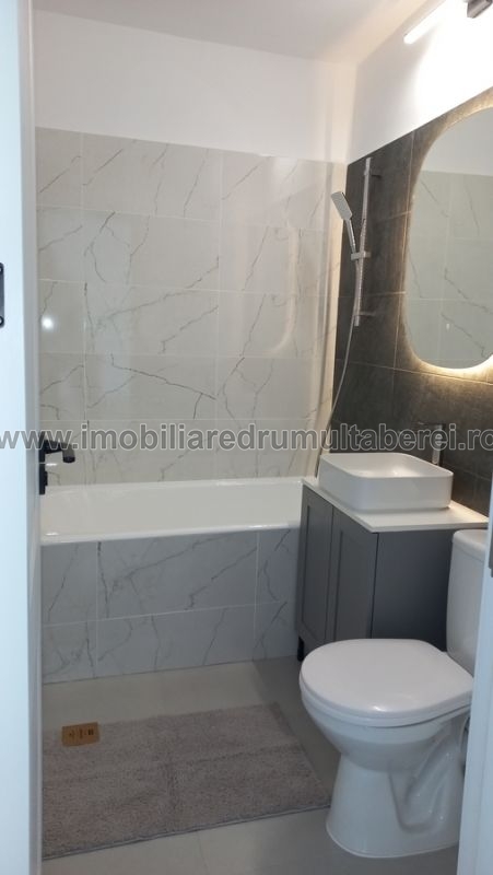 vanzare apartament 2 camere, Tricodava, Valea Calugareasca, cf 1, etaj 8/10, circular, renovat, liber,        pret 101.500 EUR