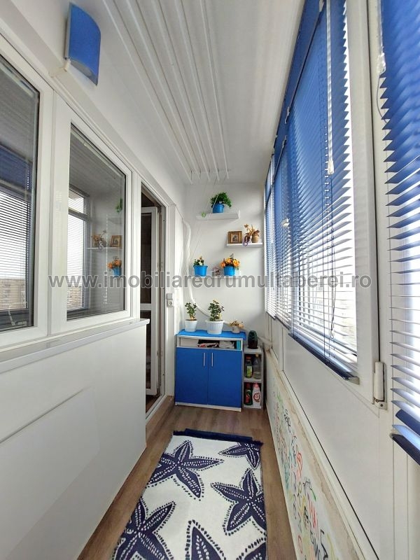 vanzare apartament 2 camere, Bucla, Metrou Constantin Brancusi, cf 1, etaj 10/10, semidecomandat, mobilat,         pret 108.500 EUR