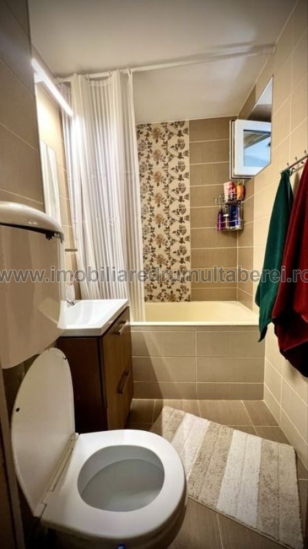 vanzare apartament 3 camere, Parc Drumul Taberei, Metrou, Piata, cf 1, etaj 7/10, circular, mobilat,           pret 162.000 EUR