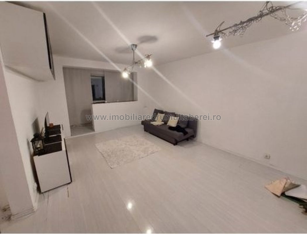 vanzare apartament 2 camere, Favorit, Metrou Tudor Vladimirescu, cf 1, etaj 8/10, circular, mobilat,         pret 115.000 EUR