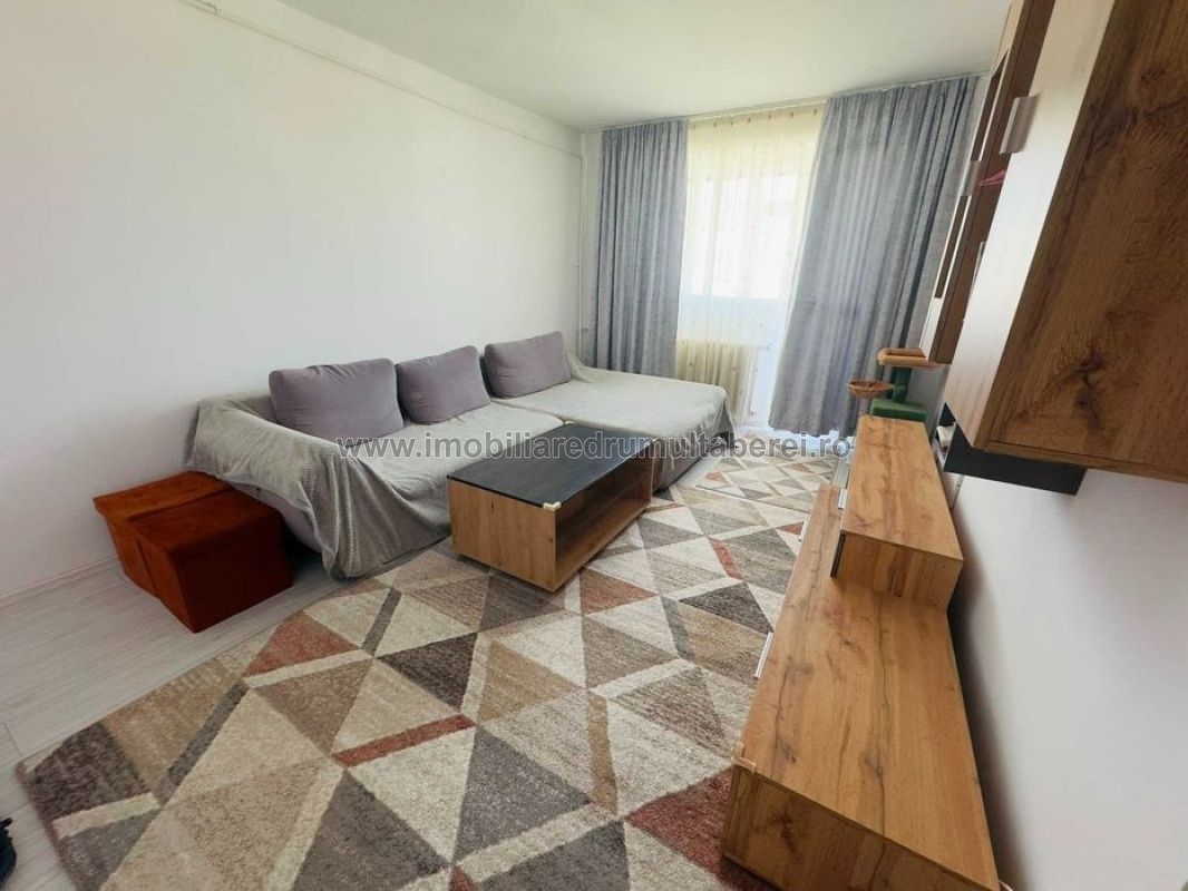 vanzare apartament 3 camere, Valea Ialomitei, Metrou Constantin Brancusi, cf 1, decomandat, etaj 10/10, mobilat,         pret 126.000 EUR