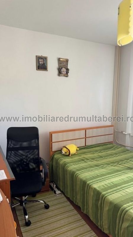 vanzare apartament 2 camere, Ghencea, cf 1, etaj 6/10, semidecomandat, bloc reabilitat,        pret 118.000 EUR